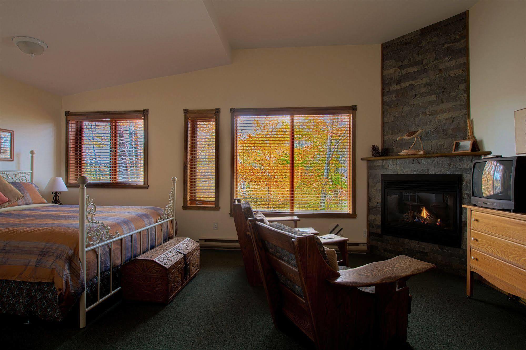 Auberge Le Lupin-Self Check-In Mont-Tremblant Exteriér fotografie